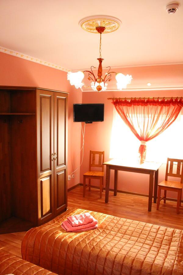 Cafe-Motel Goryanka Užhorod Esterno foto